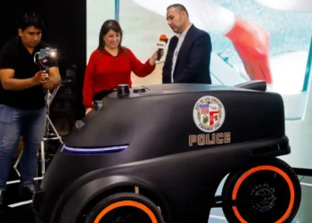 Exhibición de un prototipo de movilidad eléctrica durante la feria. Foto: Finergy