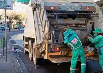 El servicio de recolección de basura está afectado por falta de combustibles. FOTO: GAMLP