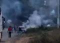 Amagues de enfrentamientos en un punto de bloqueo en Caranavi. FOTO: Captura RRSS