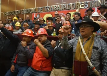 Dirigentes de la Central Obrera Boliviana. FOTO: RRSS