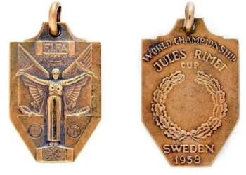 La primera medalla de Pelé campeón del Mundo/RRSS