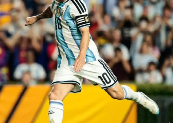 Messi jugó amistoso/AFA