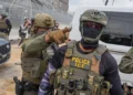 El ICE continúa realizando redadas/AFP