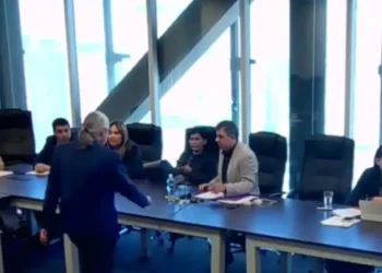Sesión híbrida en la Cámara de Senadores