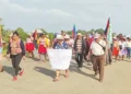Vecinos de San Julián y autoconvocados de Cuatro cañadas expresaron su rechazo al operativo policial ejecutado el pasado sábado. Foto: Captura.