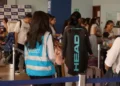 Personal de la ATT realiza controles en las terminales aeroportuarias. FOTO: ATT