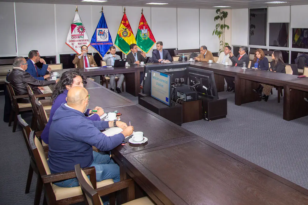Una junta de las cámaras industriales. Foto: CNI