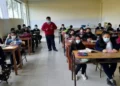 Las direcciones de las unidades educativas deberán evaluar la modalidad de clases. FOTO: Ministerio de Educación