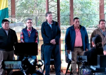 Acto de entrega de cilindros en Santa Cruz. Foto: Ministerio de Hidrocarburos