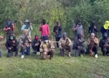Un grupo armado amenazó a familias de policías y militares en San Julián.
Foto: Captura RRSS