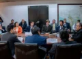 La reunión de ministro de Minería y empresarios franceses. Foto: Ministerio de Minería y Metalurgia