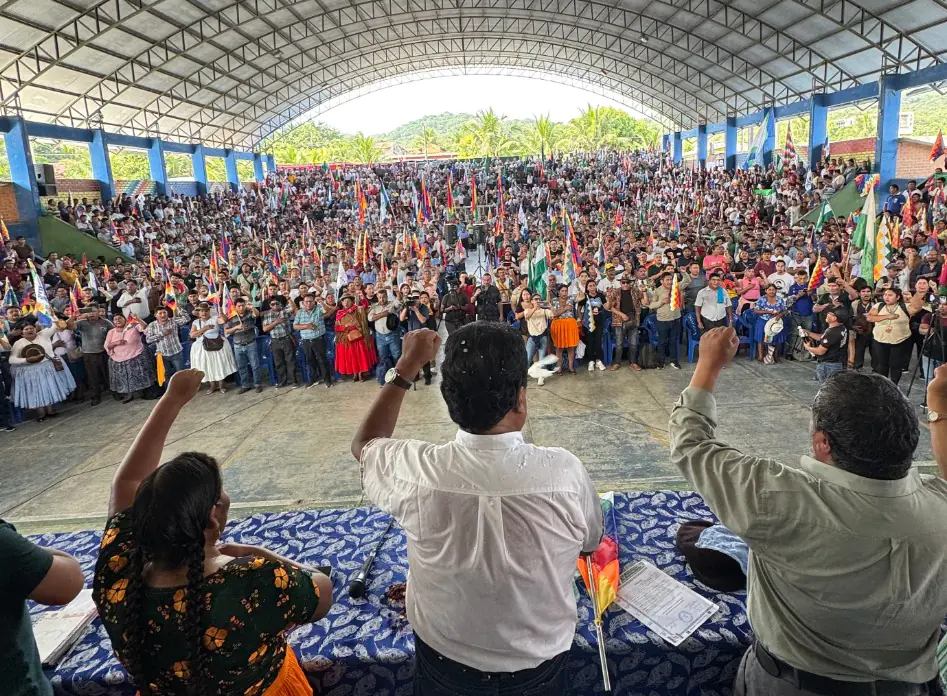 AMpliado de Evo Pueblo en Lauca Ñ, Cochabamba. Foto: Evo Morales