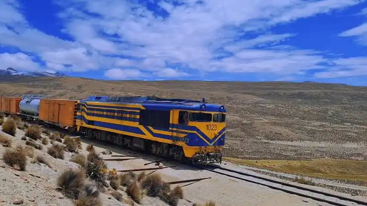 Un tren de la Ferroviaria Andina. Foto: RRSS Ferroviaria Andina