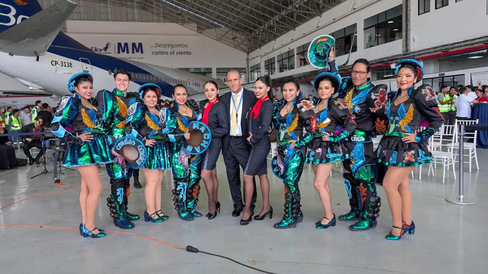Boliviana de Aviación Celebra 19 Años de Conectividad Destacando su Capacidad Técnica en su Hangar de Cochabamba